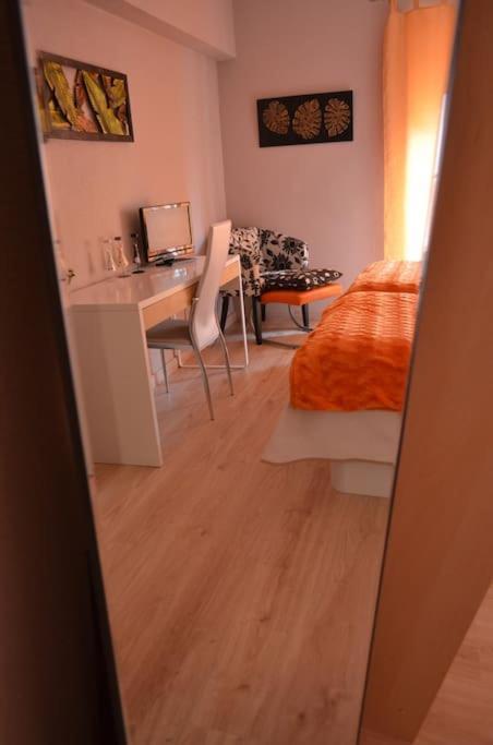 Domus Salamanca. Melchor Cano. Centro. 4 *